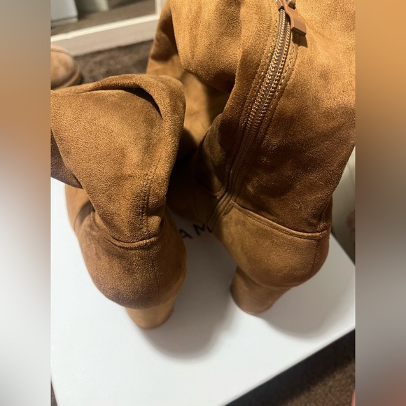 Chestnut thigh high boots, size 7 - Picture 3 of 8